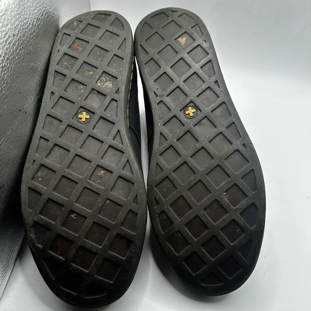 Dr. Martens Alfie Boot Mens Size 8 Women's Size 9 Black Canvas Doc Air Wair Shoe